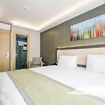 Kadikoy 4*
