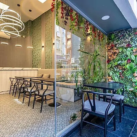 Kadikoy Hotel 4*